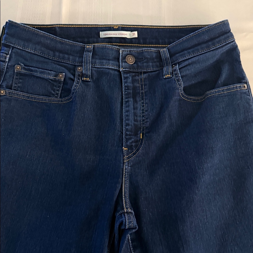 Women’s Levi Strauss 724 High Rise Straight Leg Jeans - Picture 6 of 9